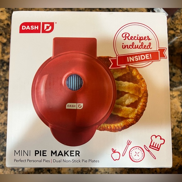 dash Kitchen Nwt Dash Mini Pie Maker Poshmark